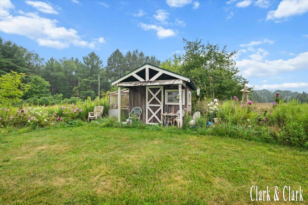 main property photo 22