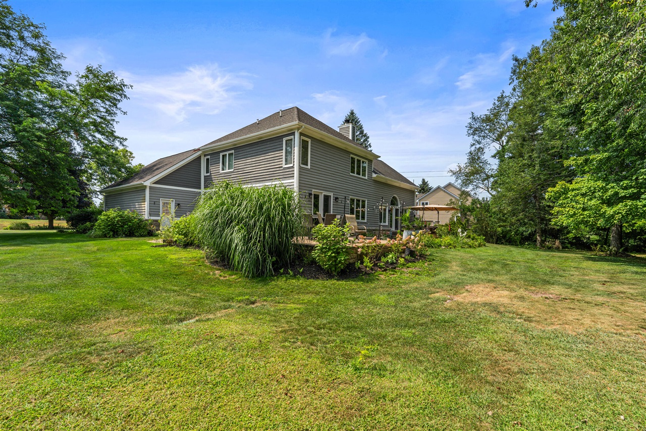 main property photo 57