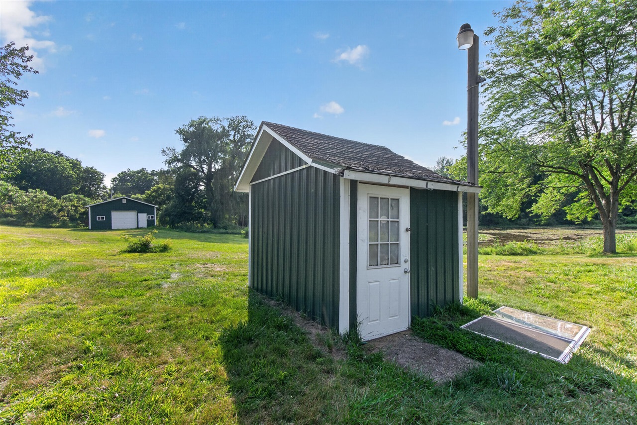 main property photo 38