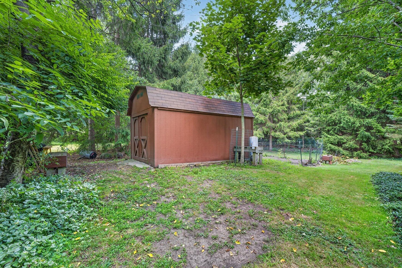 main property photo 35