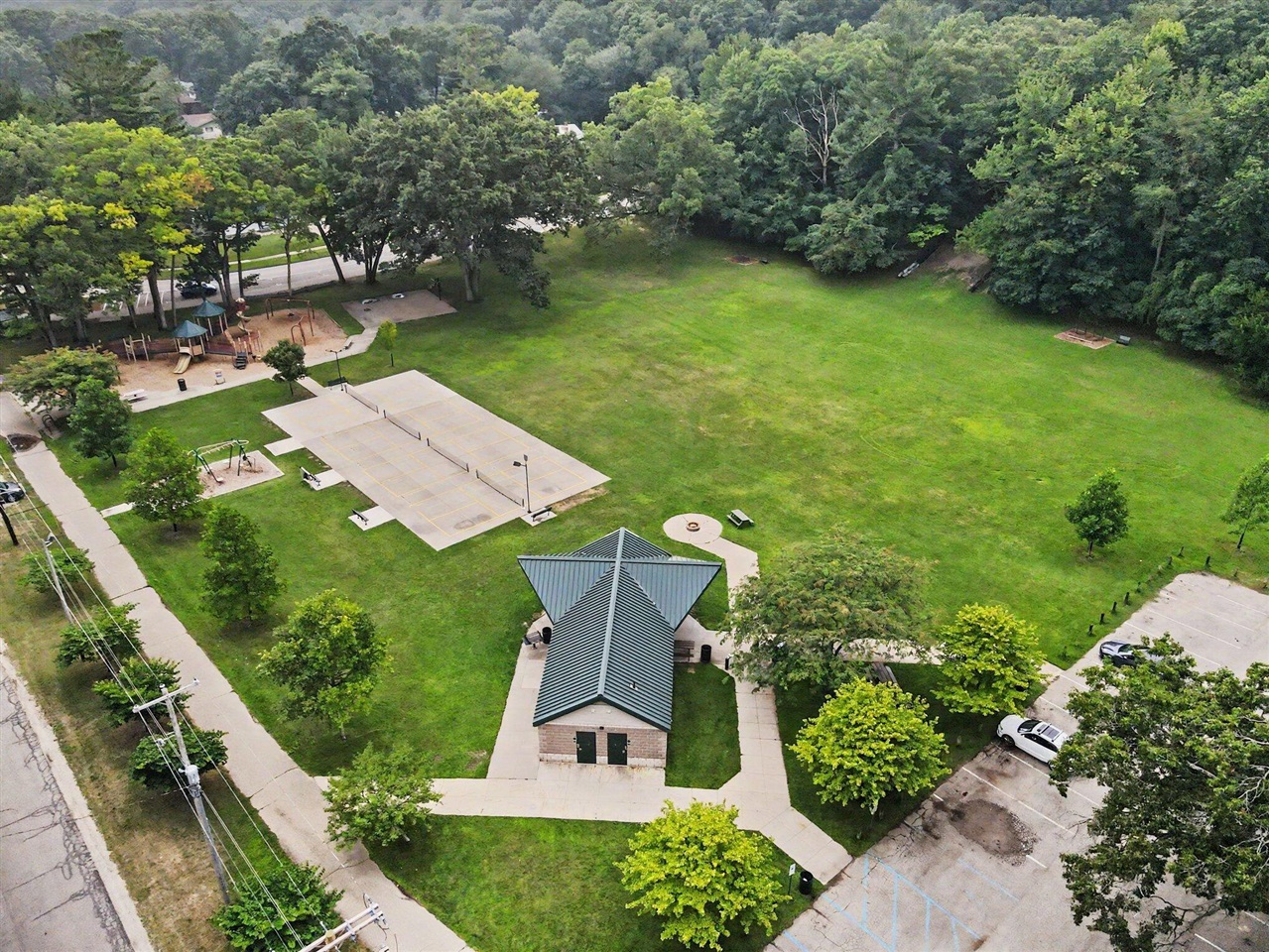 main property photo 24