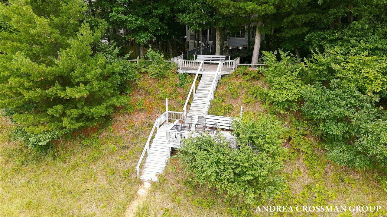 main property photo 74