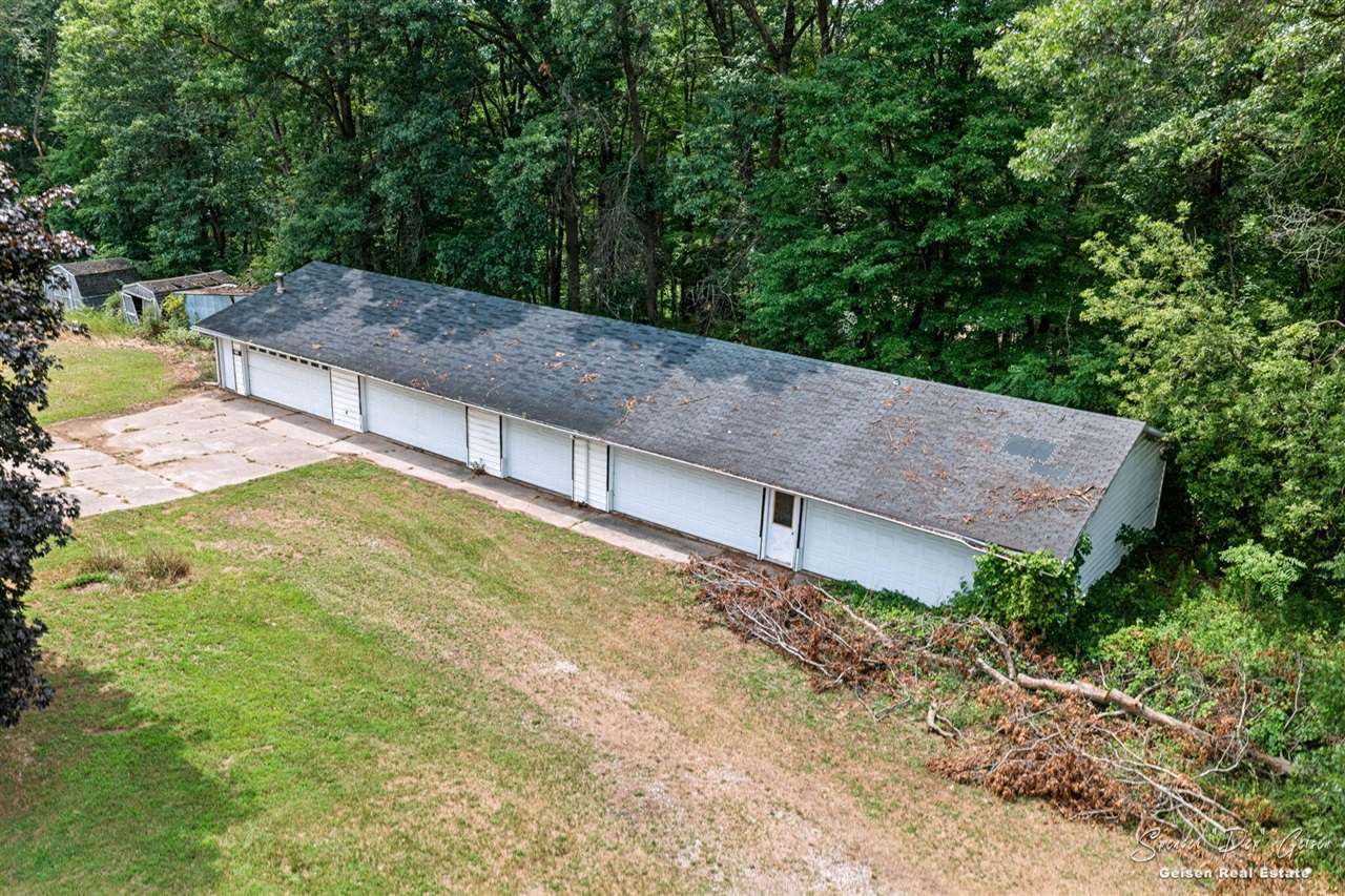 main property photo 47