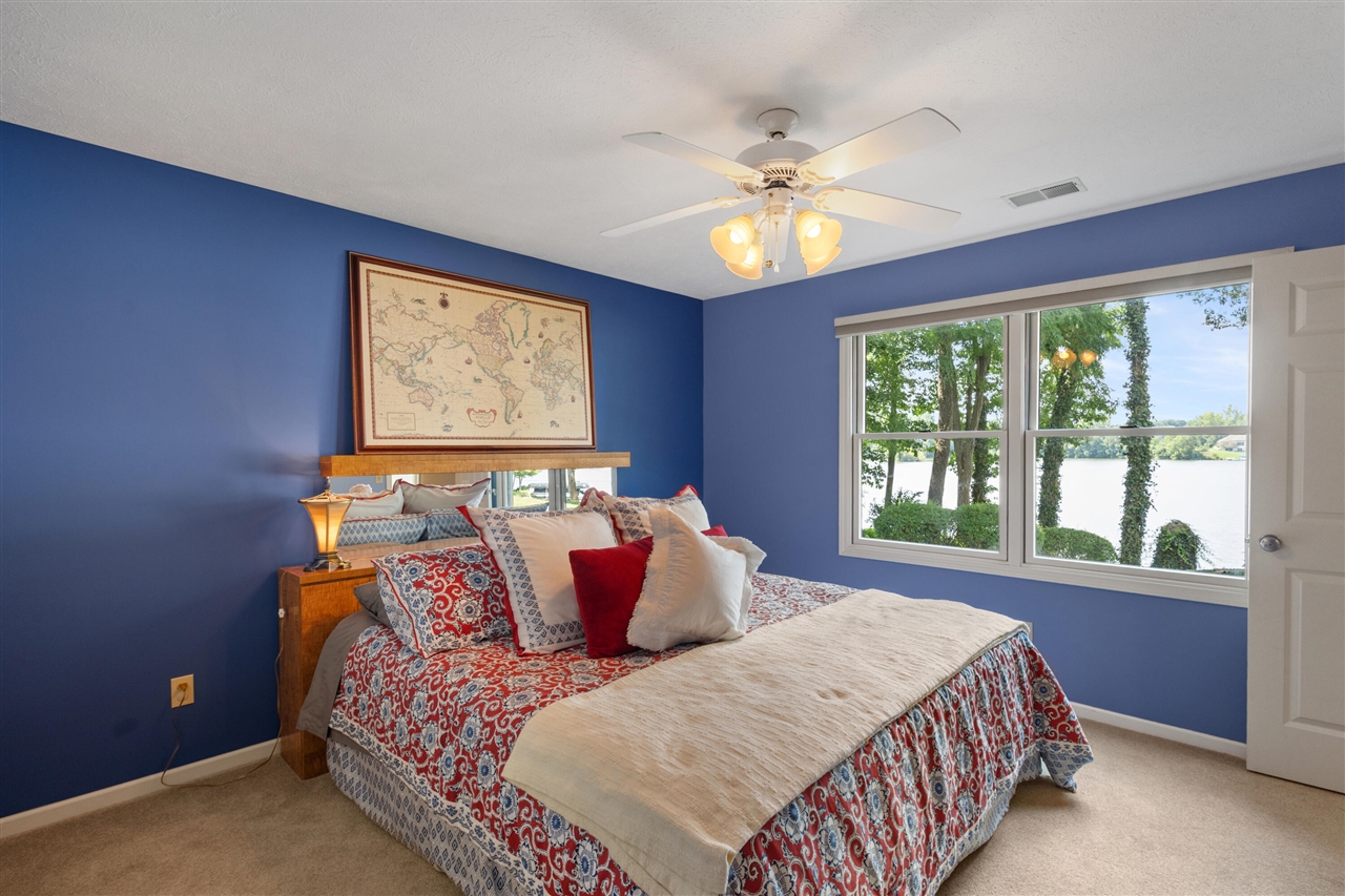 main property photo 59