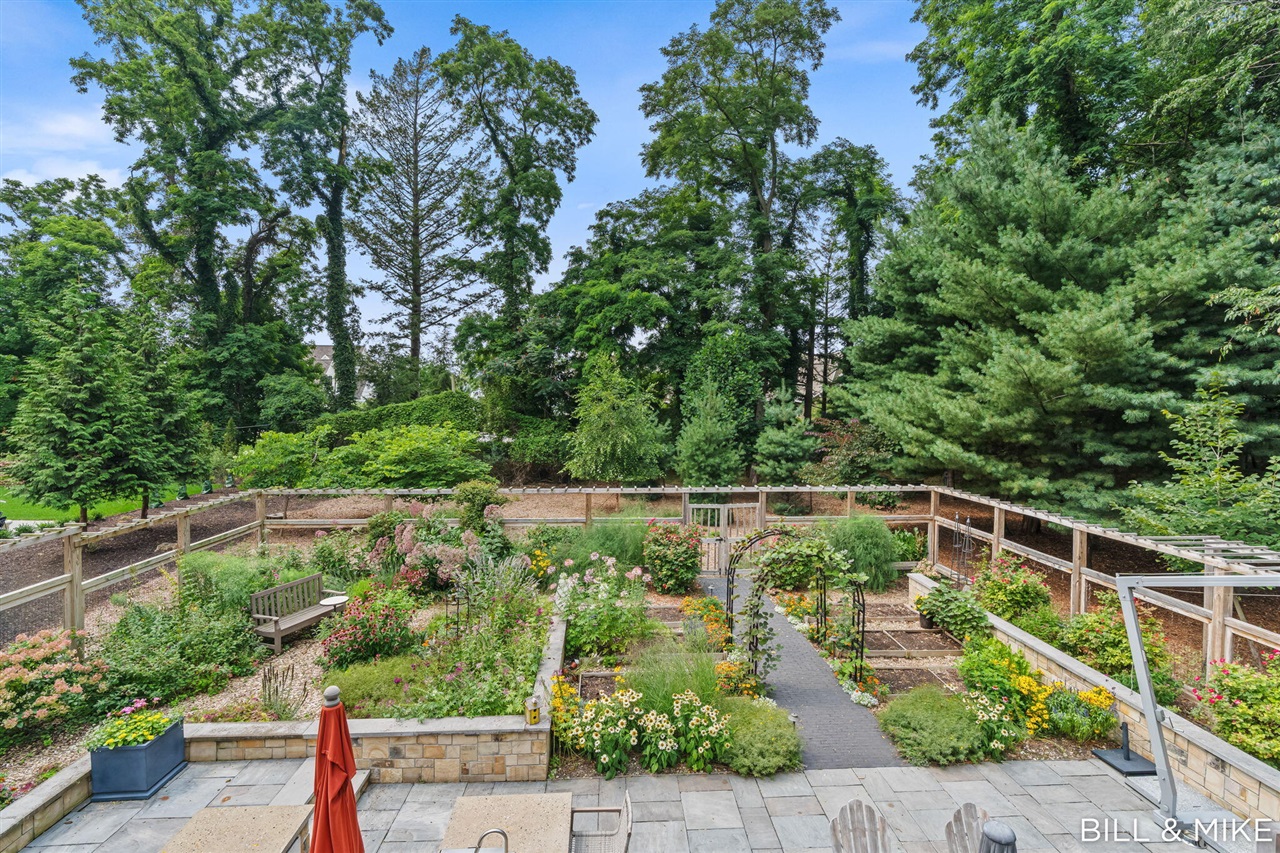 main property photo 53
