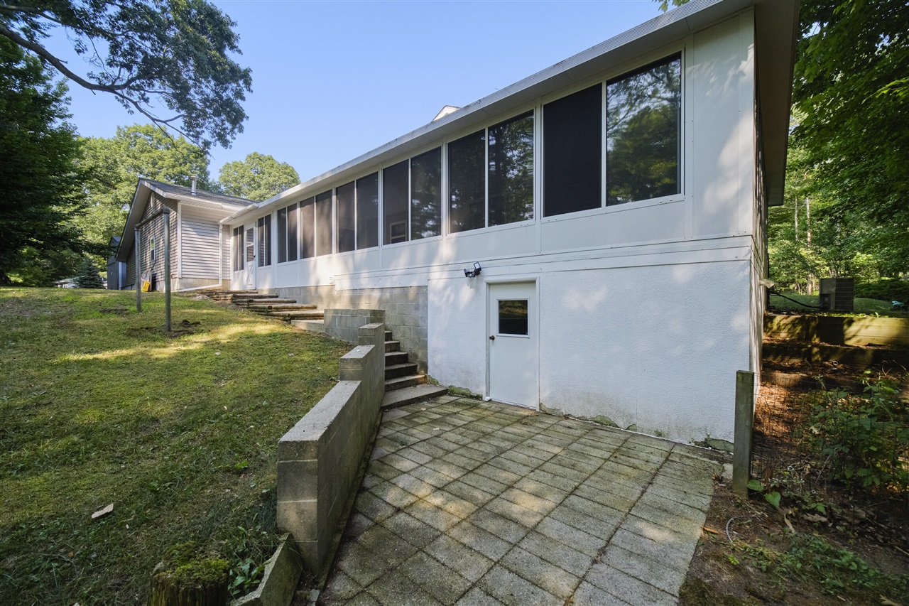 main property photo 42