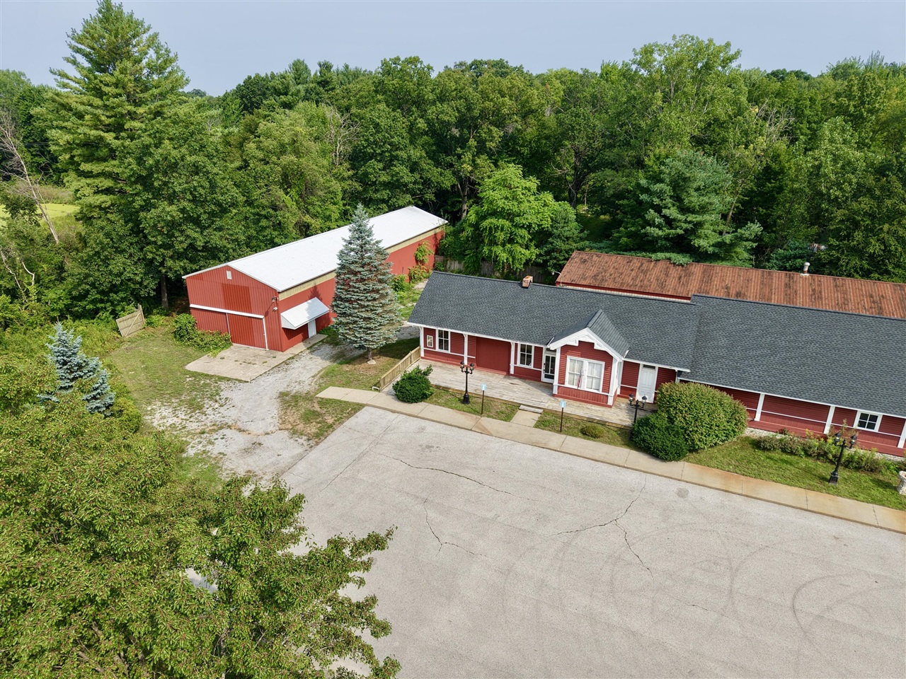 main property photo 21