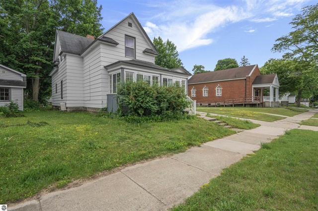 main property photo 29