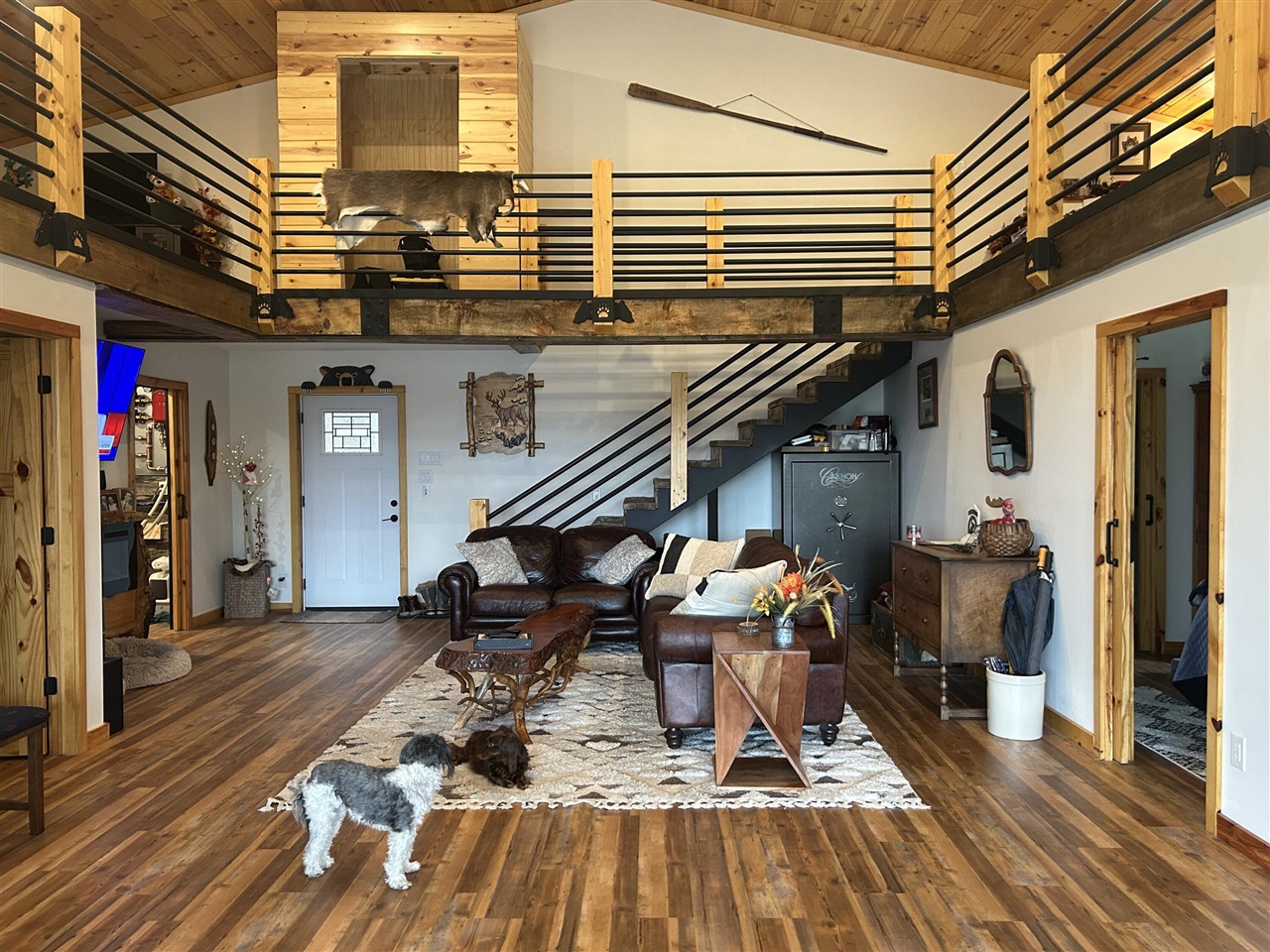 main property photo 12