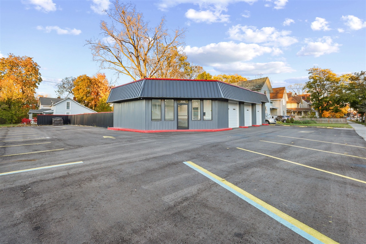 main property photo 21