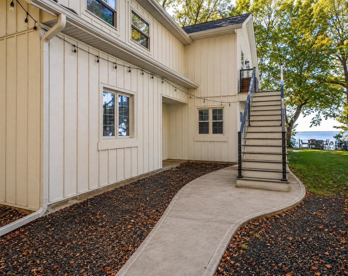 main property photo 75