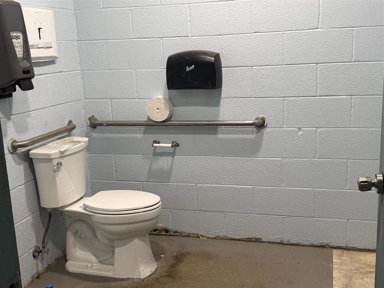 main property photo 8