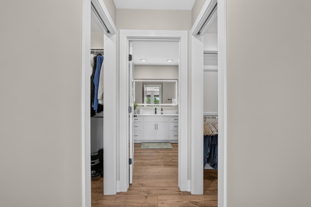 property viewer photo 28