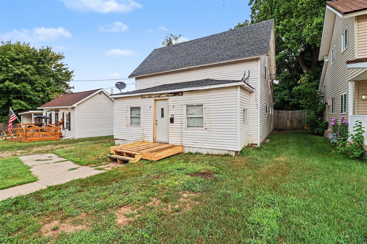 main property photo 12