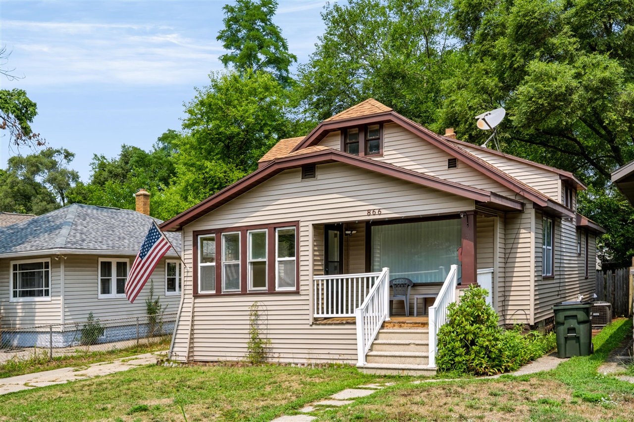 main property photo 2