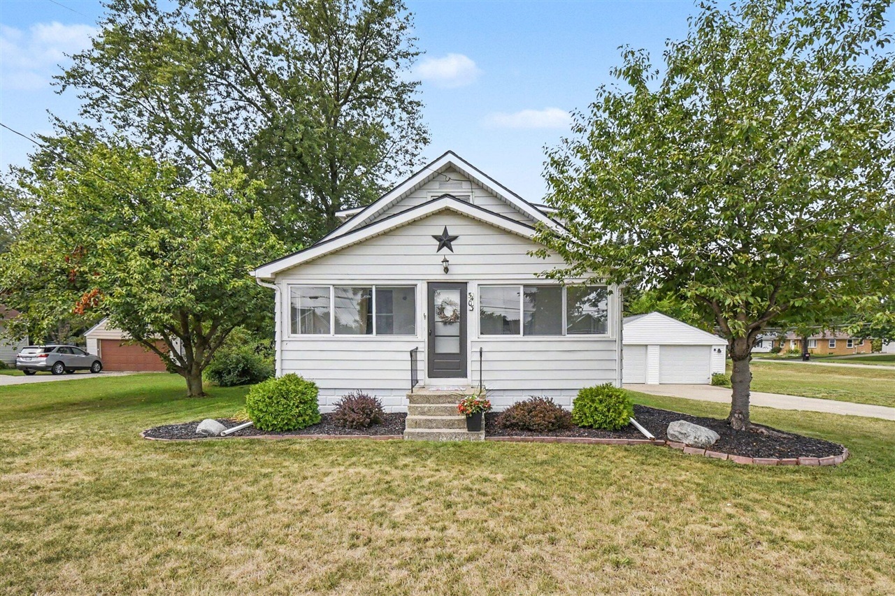 main property photo 38