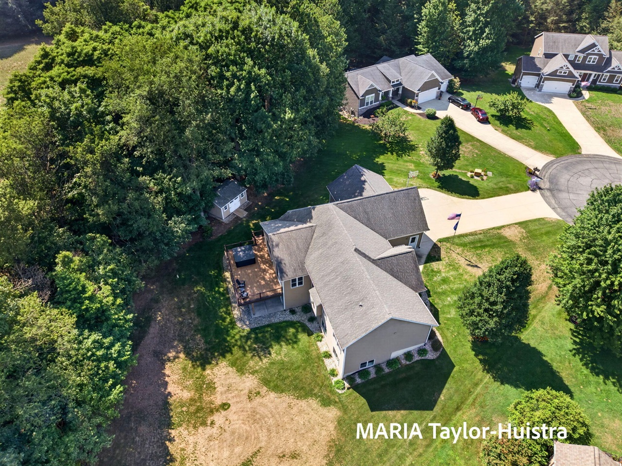 main property photo 5