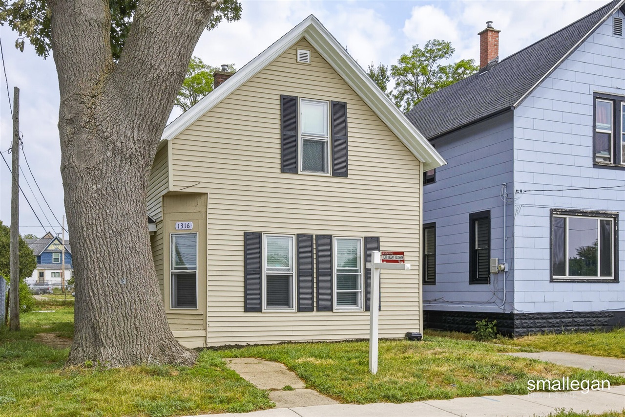 main property photo 18