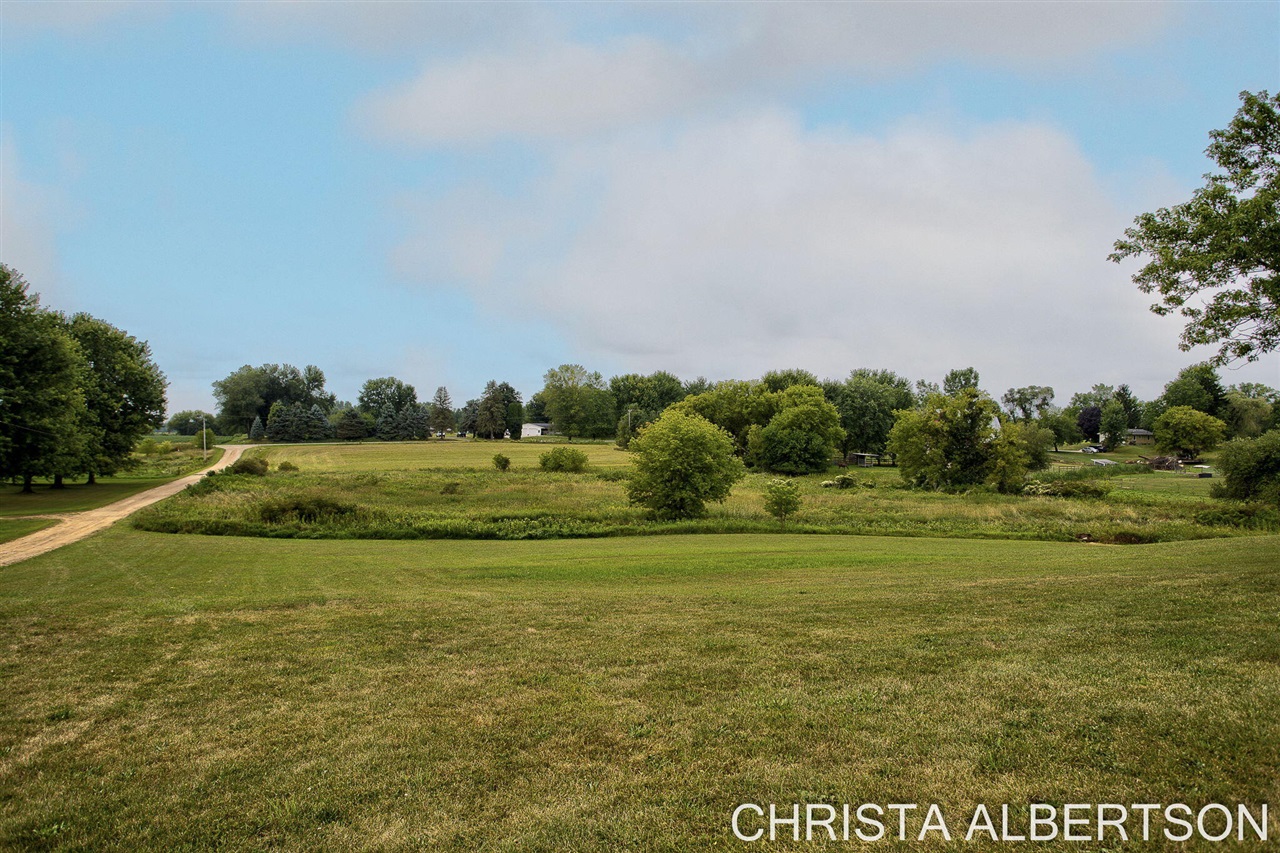 main property photo 44