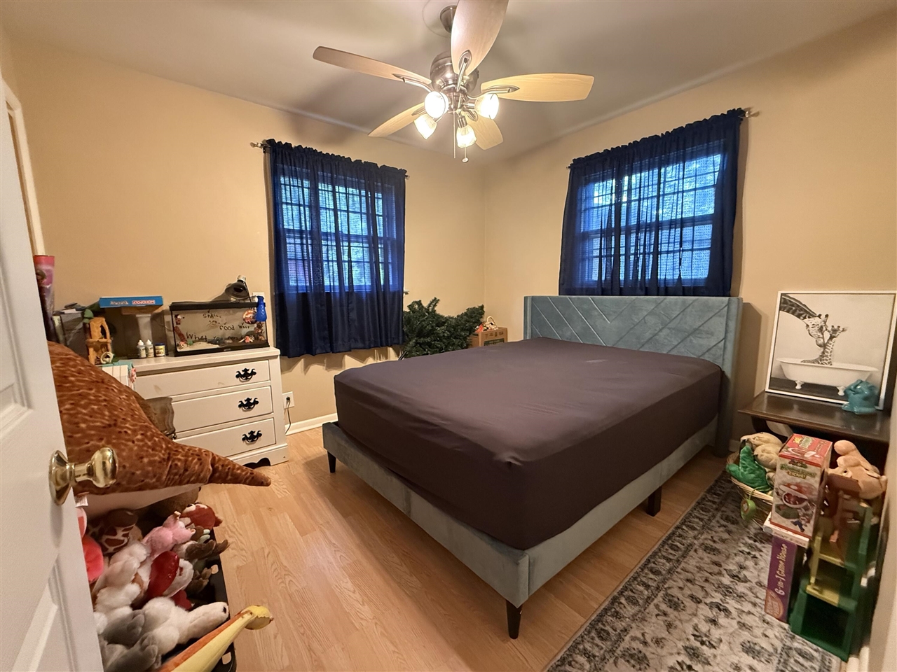 main property photo 8