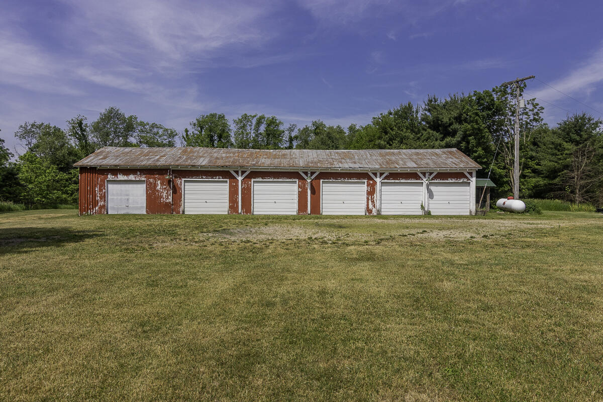 main property photo 57