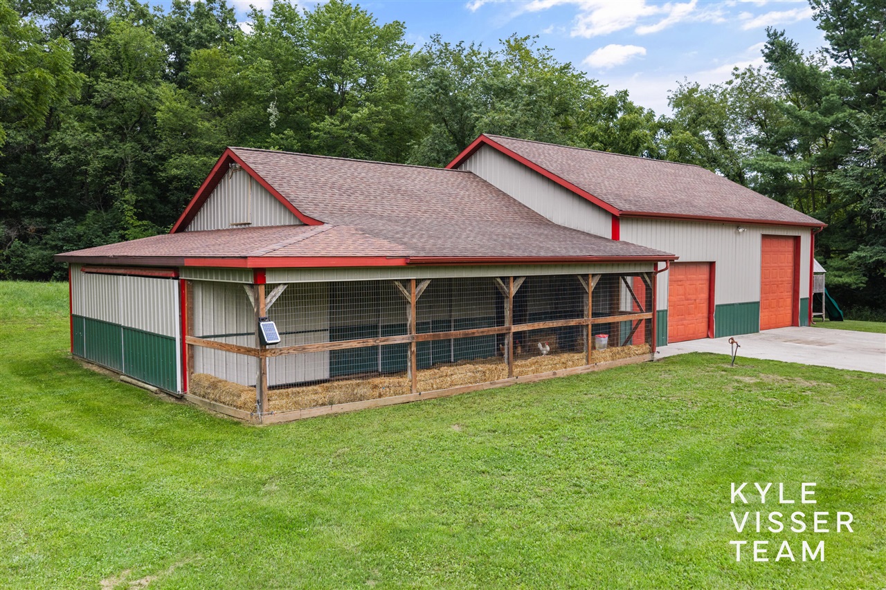 main property photo 60
