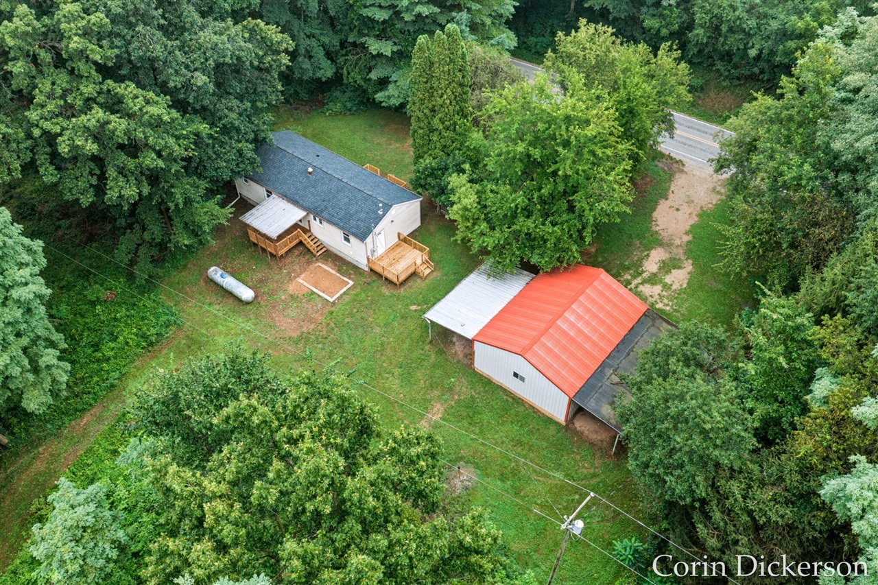 main property photo 23