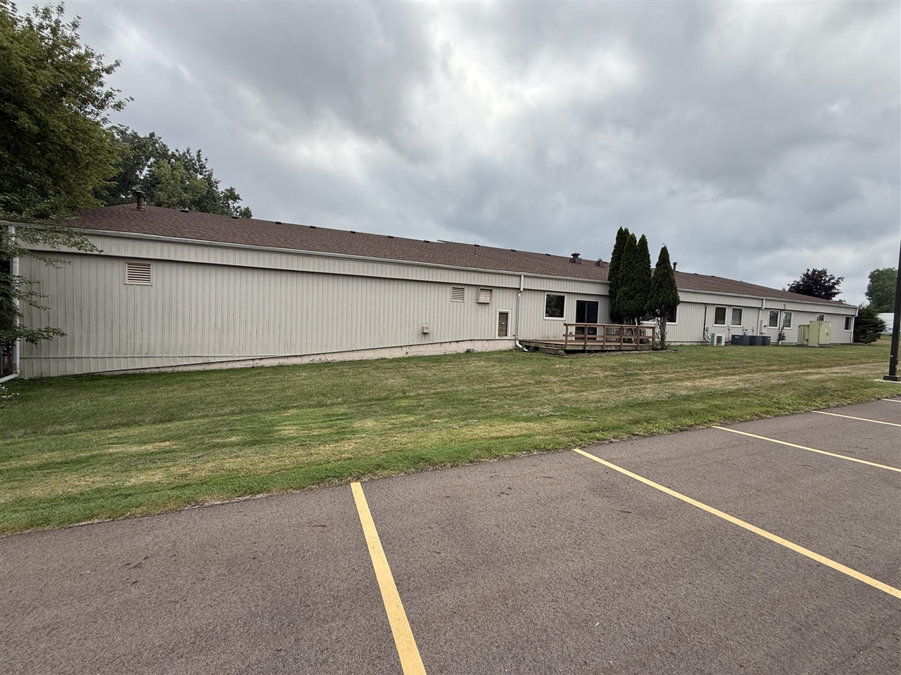 main property photo 25