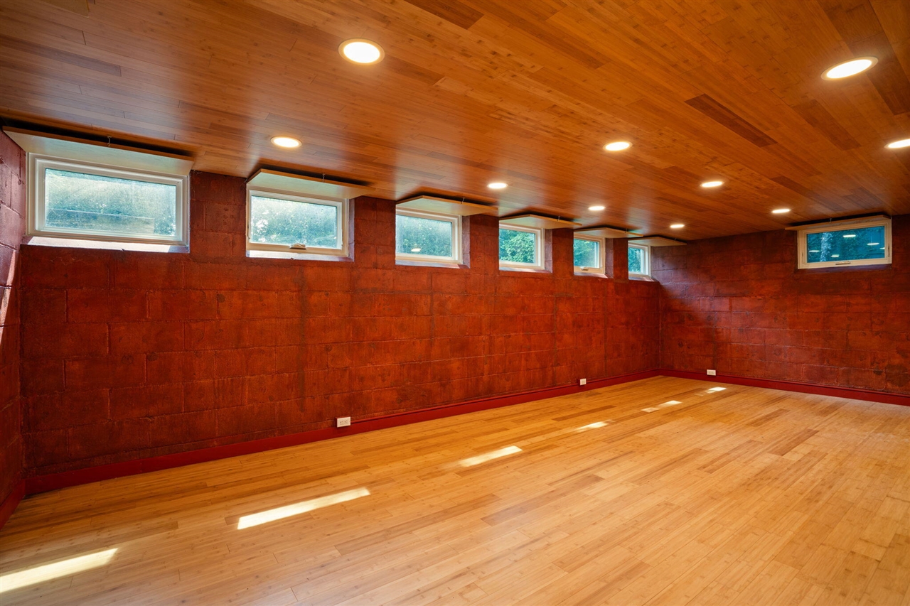 main property photo 62