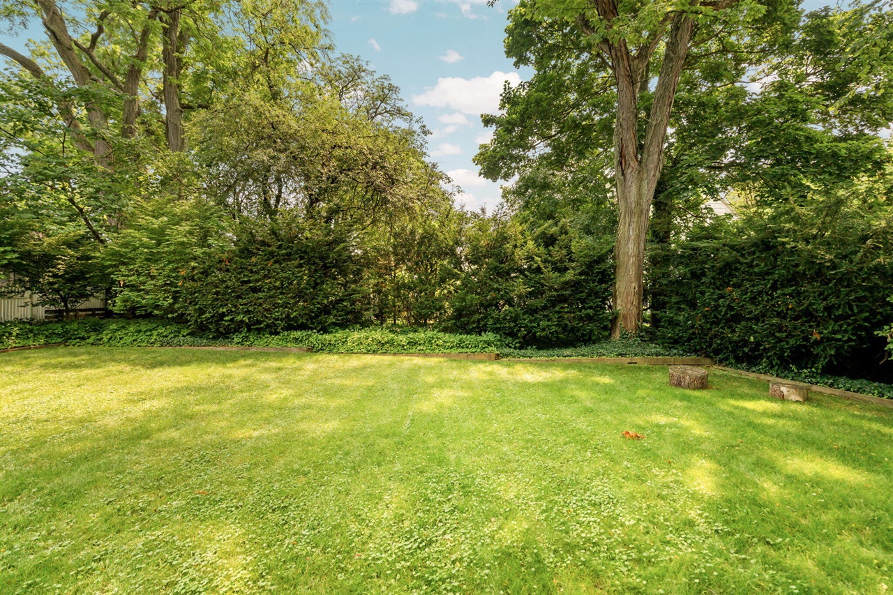 main property photo 70