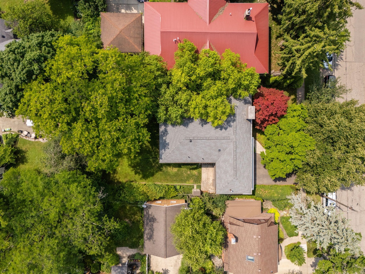 main property photo 74