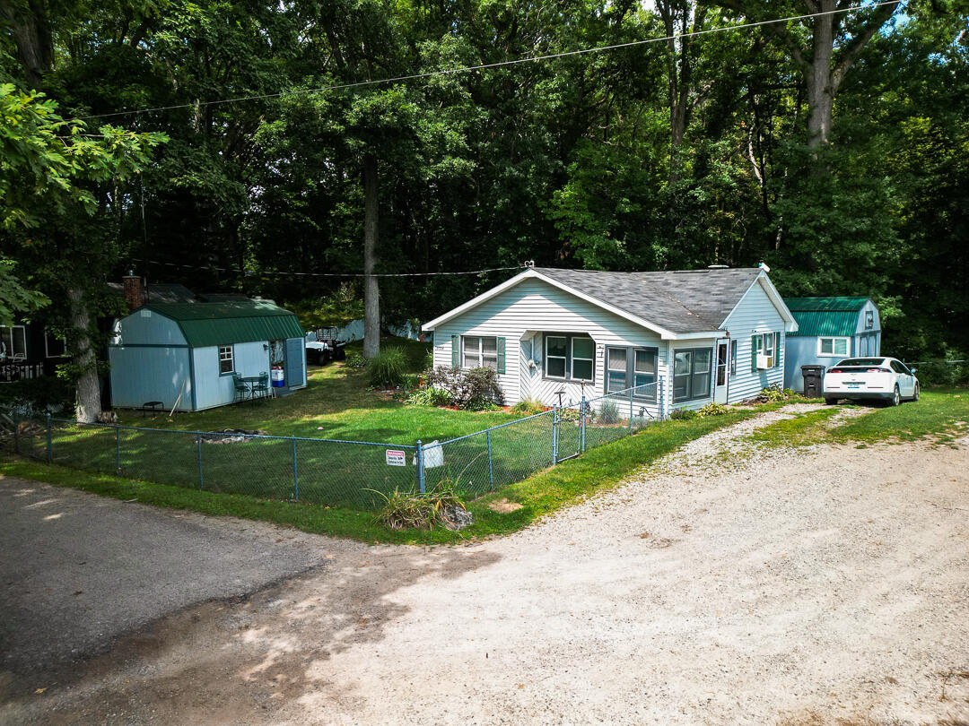 main property photo 98