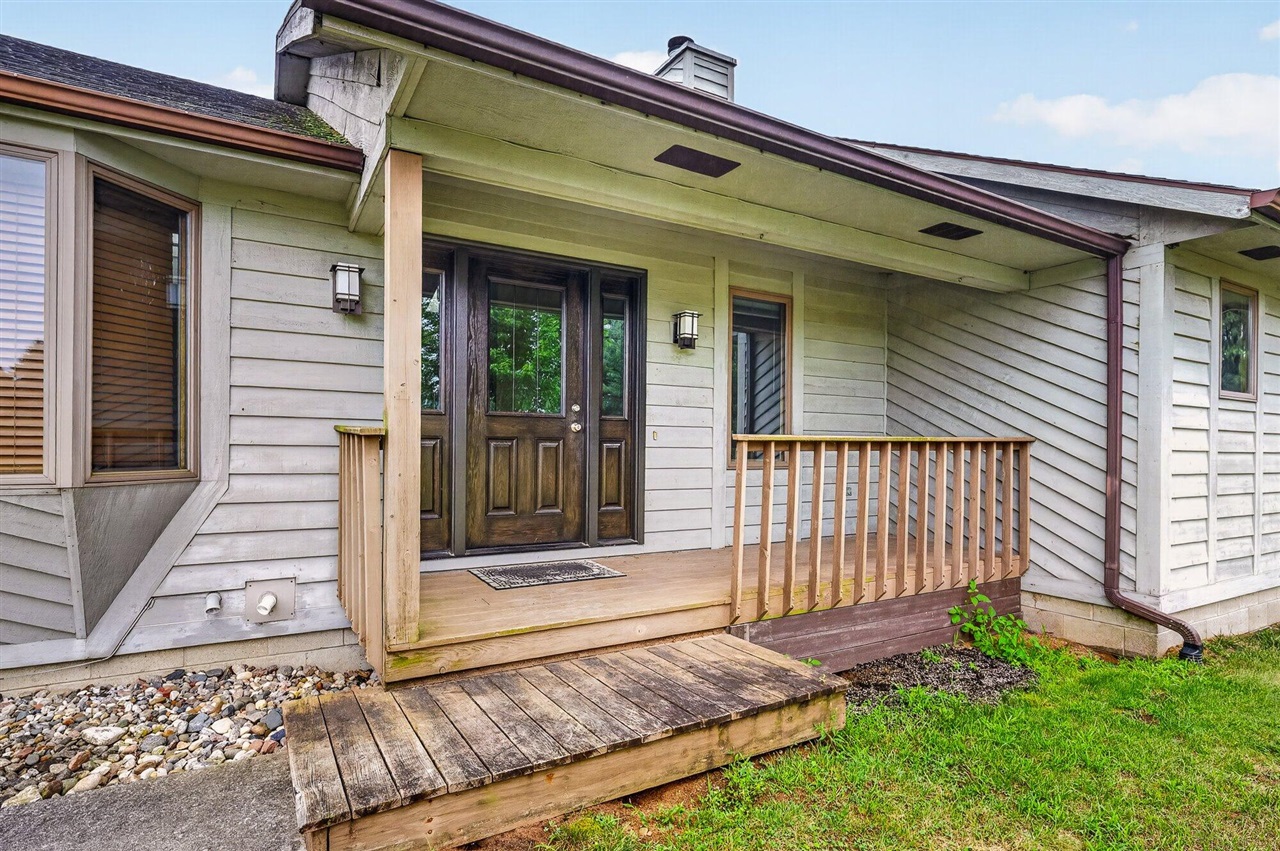 main property photo 4