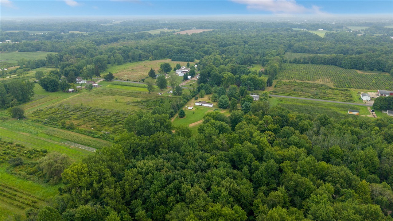 main property photo 74