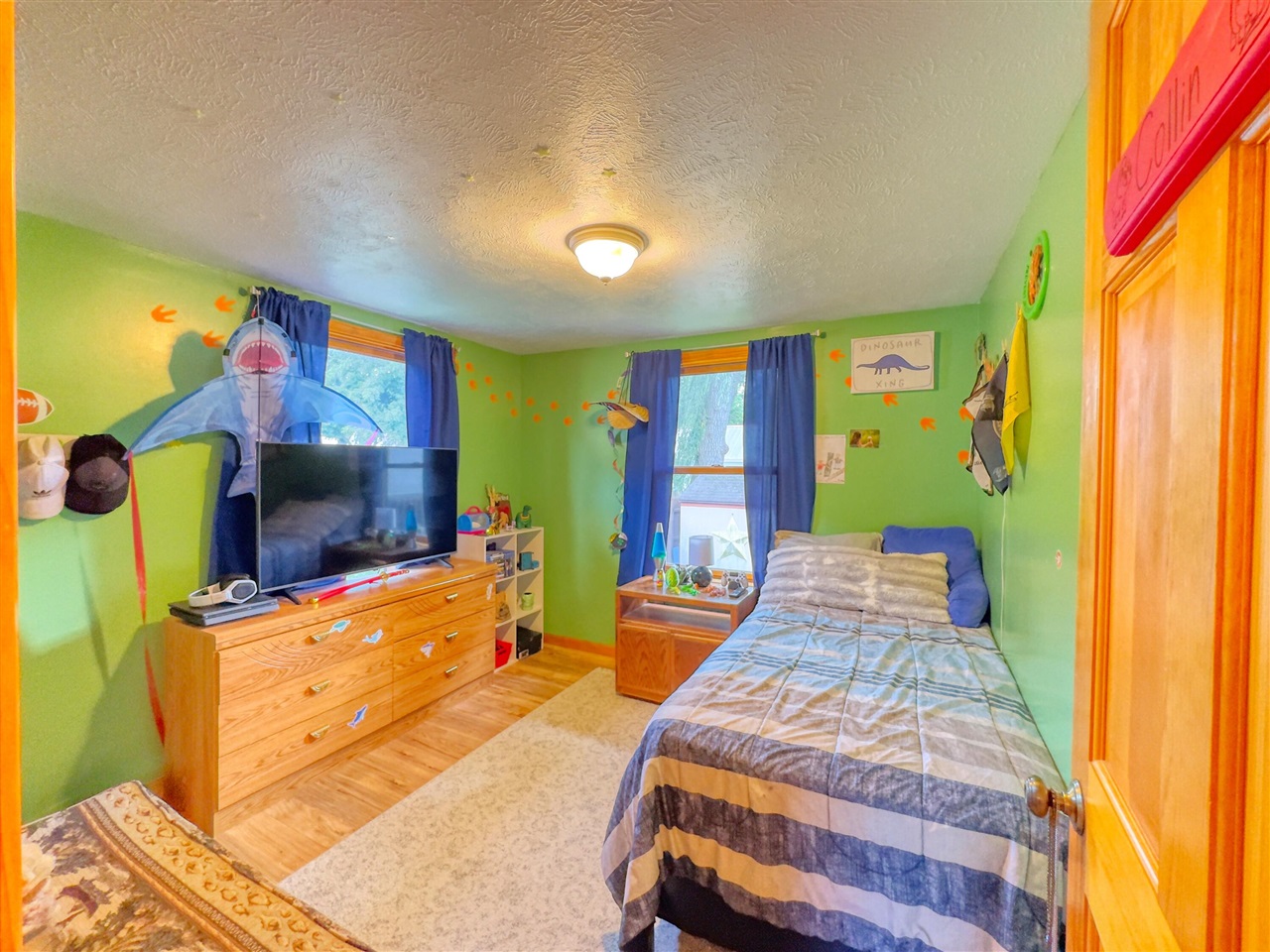main property photo 37
