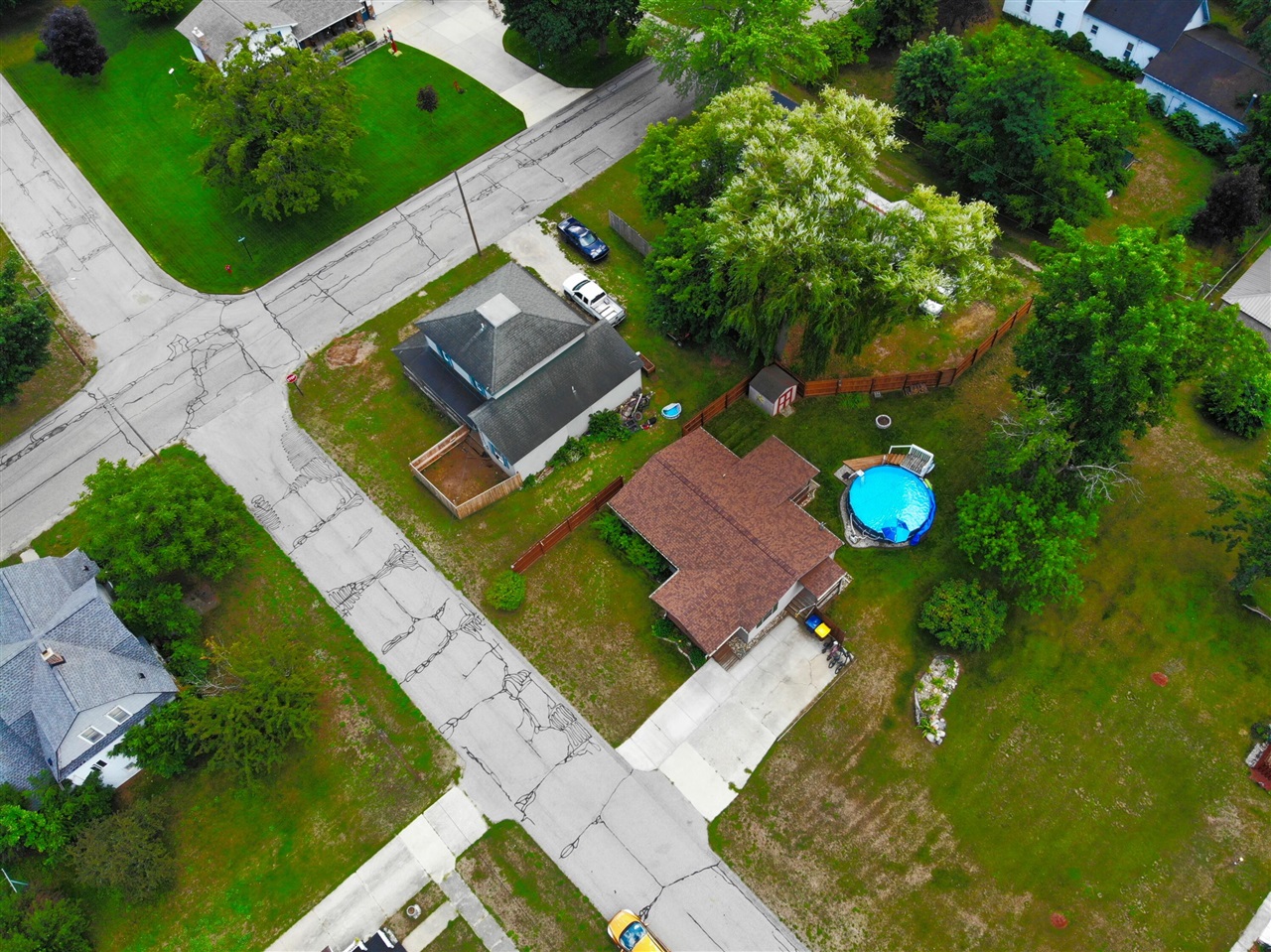 main property photo 75