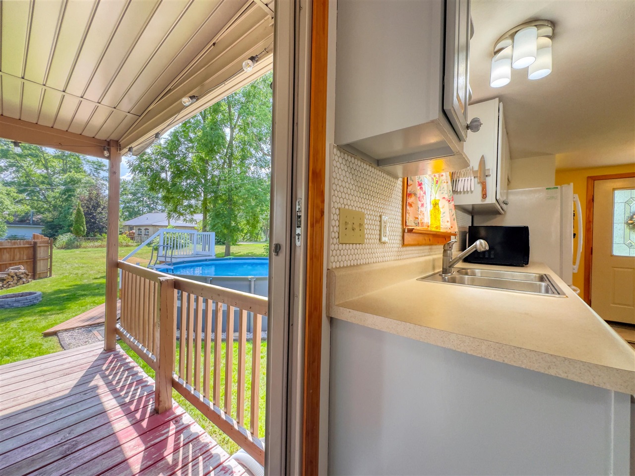 main property photo 77