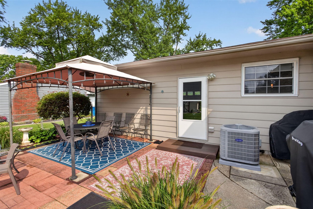 main property photo 56