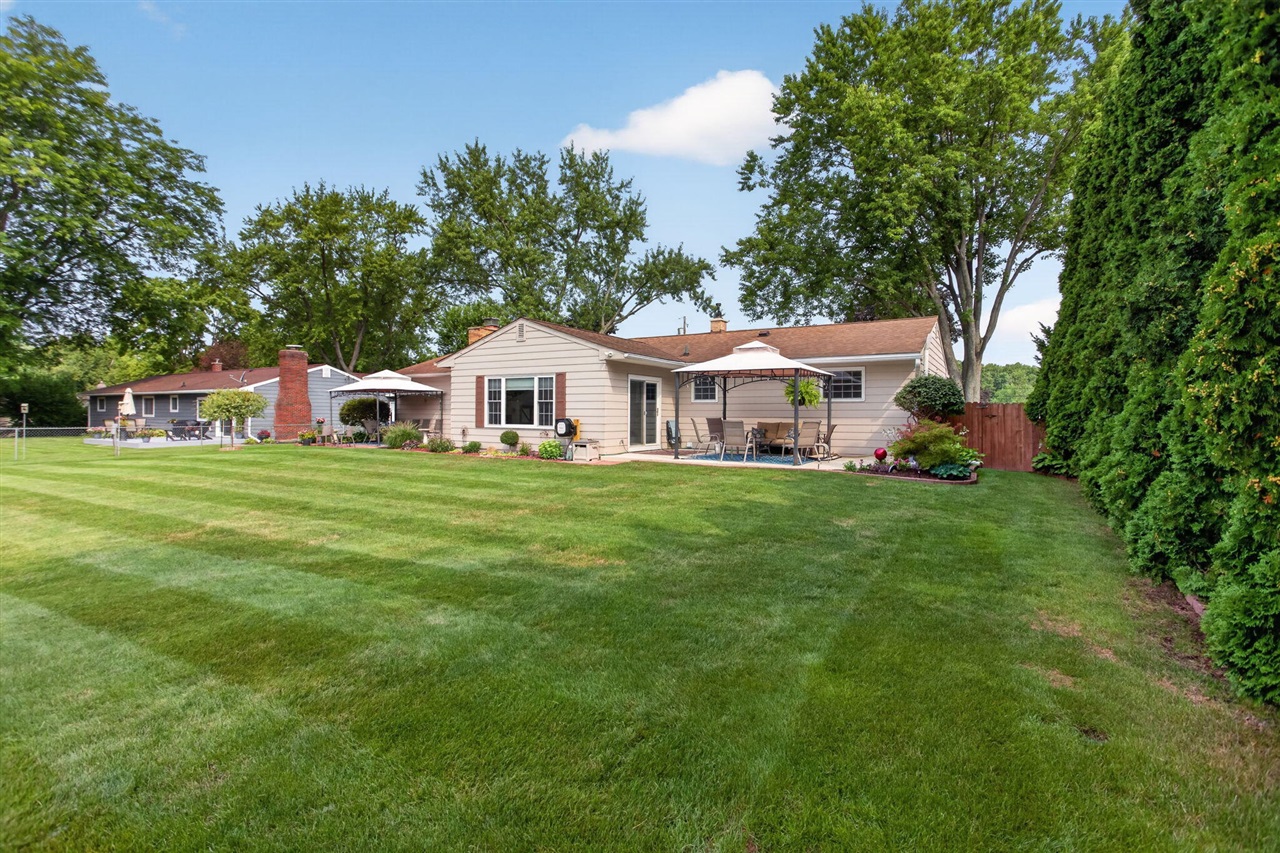 main property photo 60