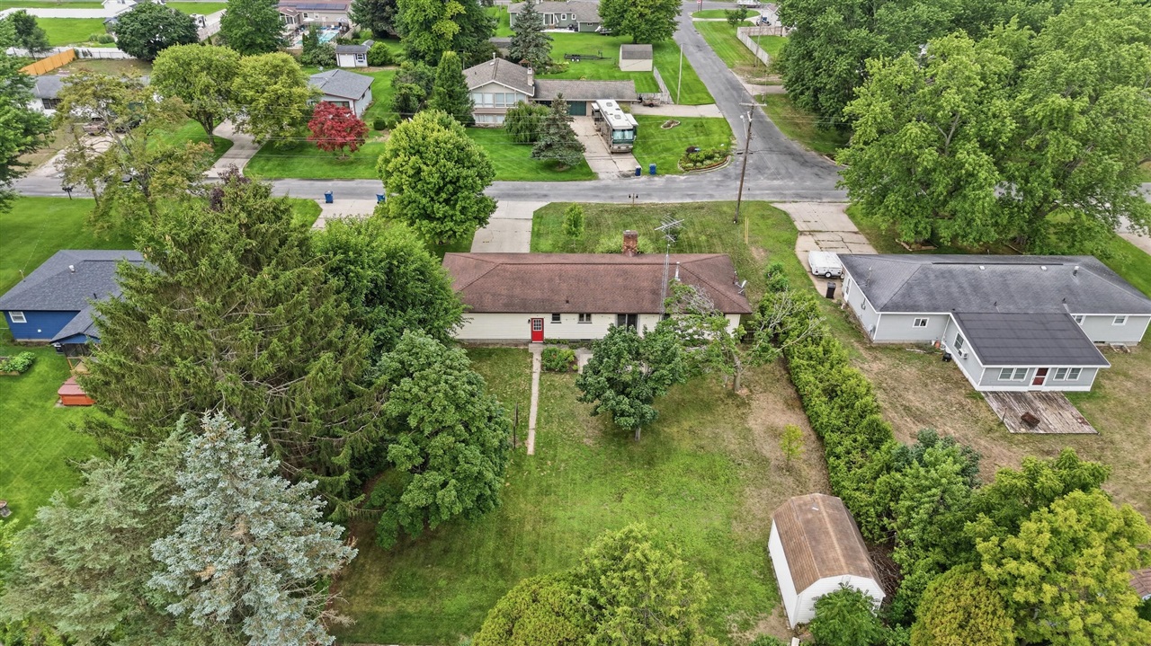 main property photo 34