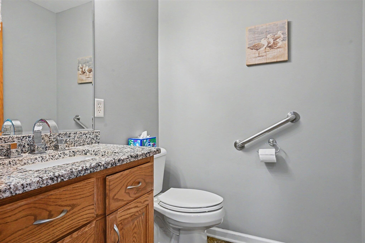main property photo 25