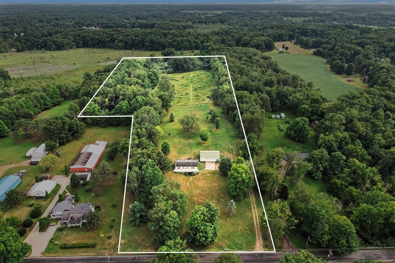 main property photo 40