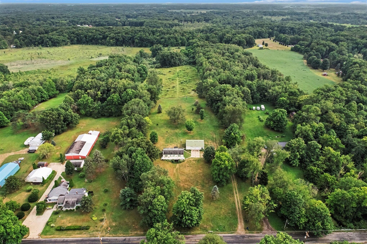 main property photo 44