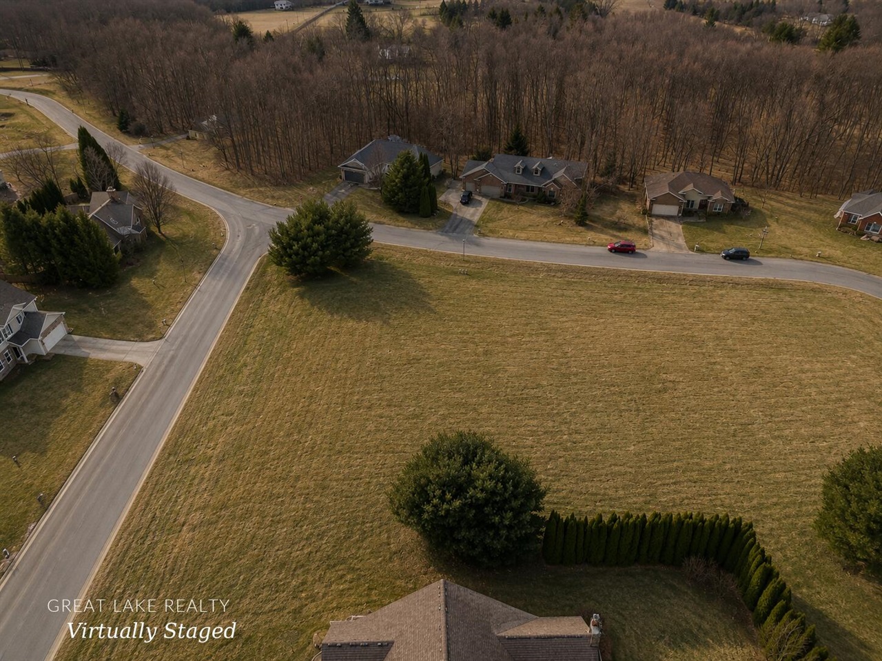 main property photo 11