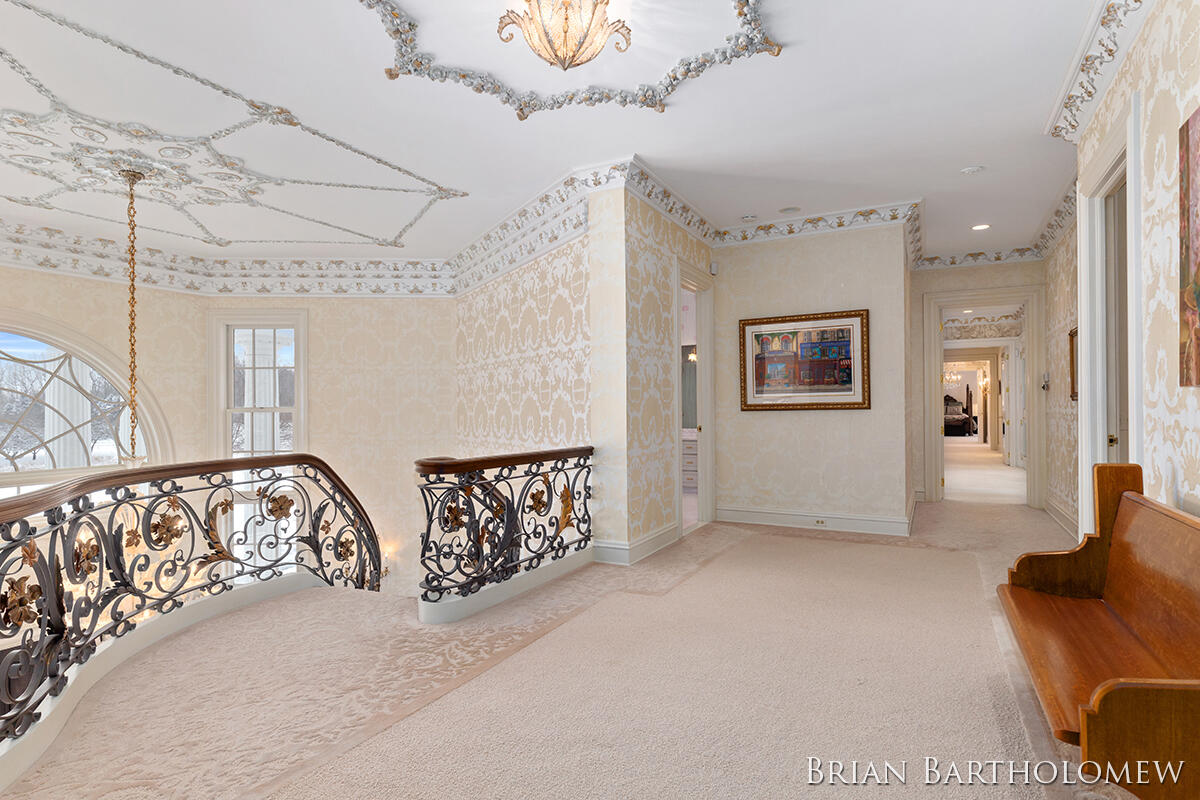 main property photo 81