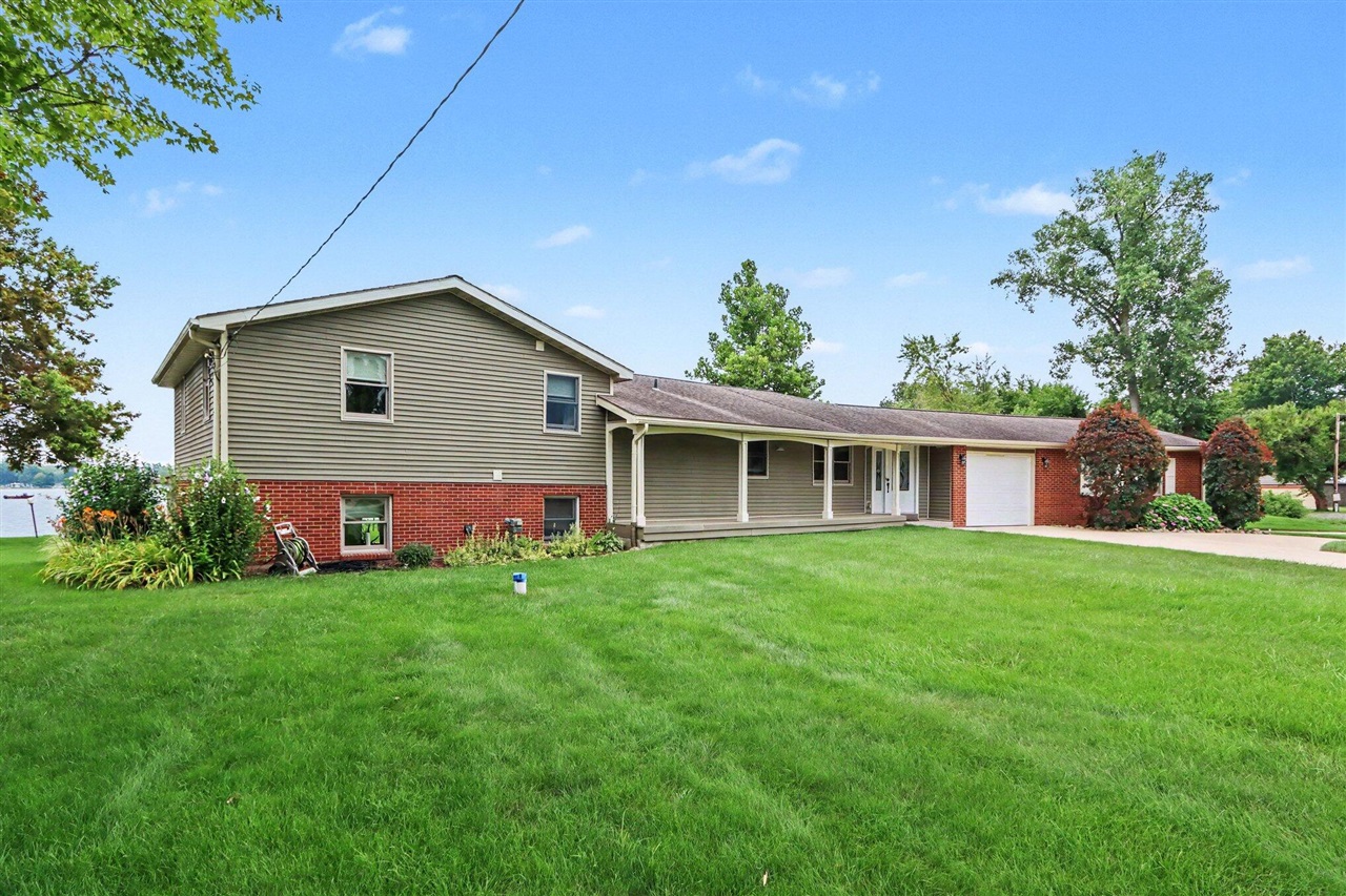 main property photo 14