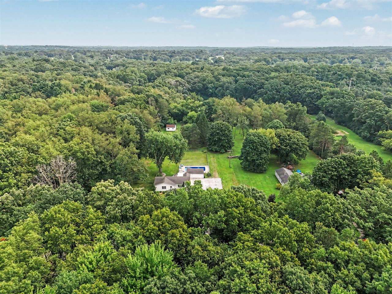 main property photo 50