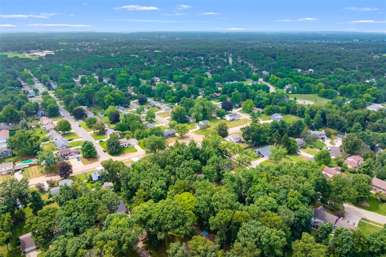 main property photo 57