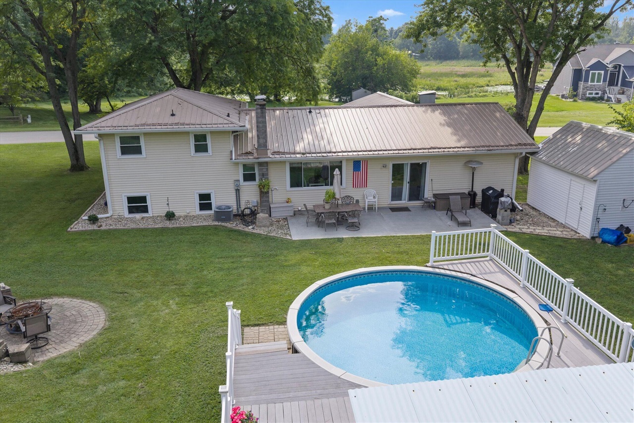 main property photo 42