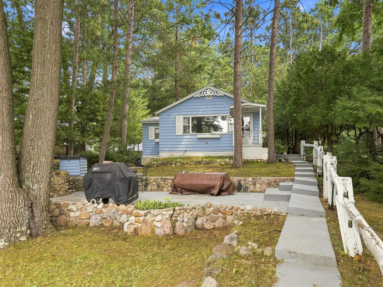 main property photo 38